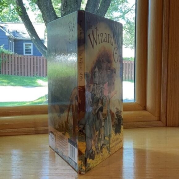 The Wizard Of Oz Hardcover Book Illustrated By Charles Santore #2 - Picture 3 of 4